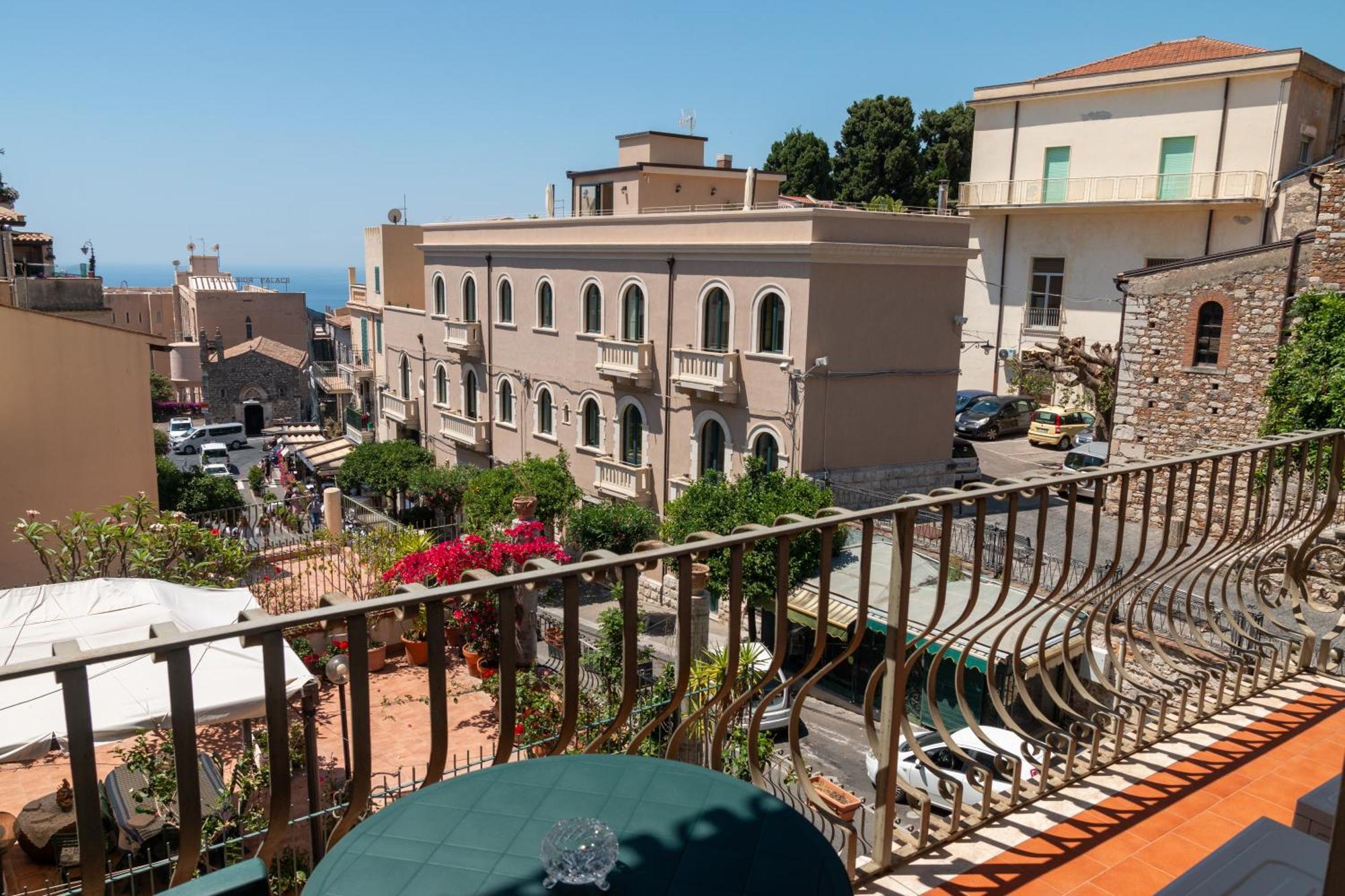 Casa Vacanze Il Vicolo Taormina Esterno foto